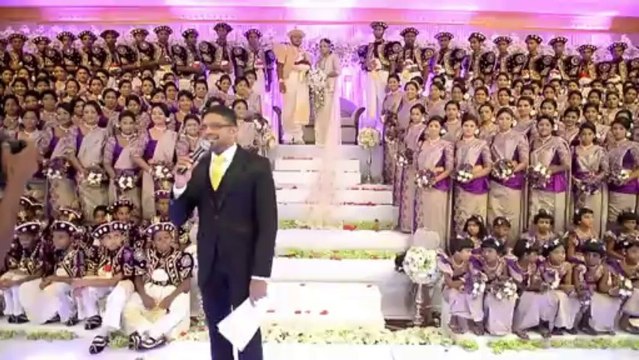 Sri Lanka: vive les mariés et leurs... 126 demoiselles d'honneur