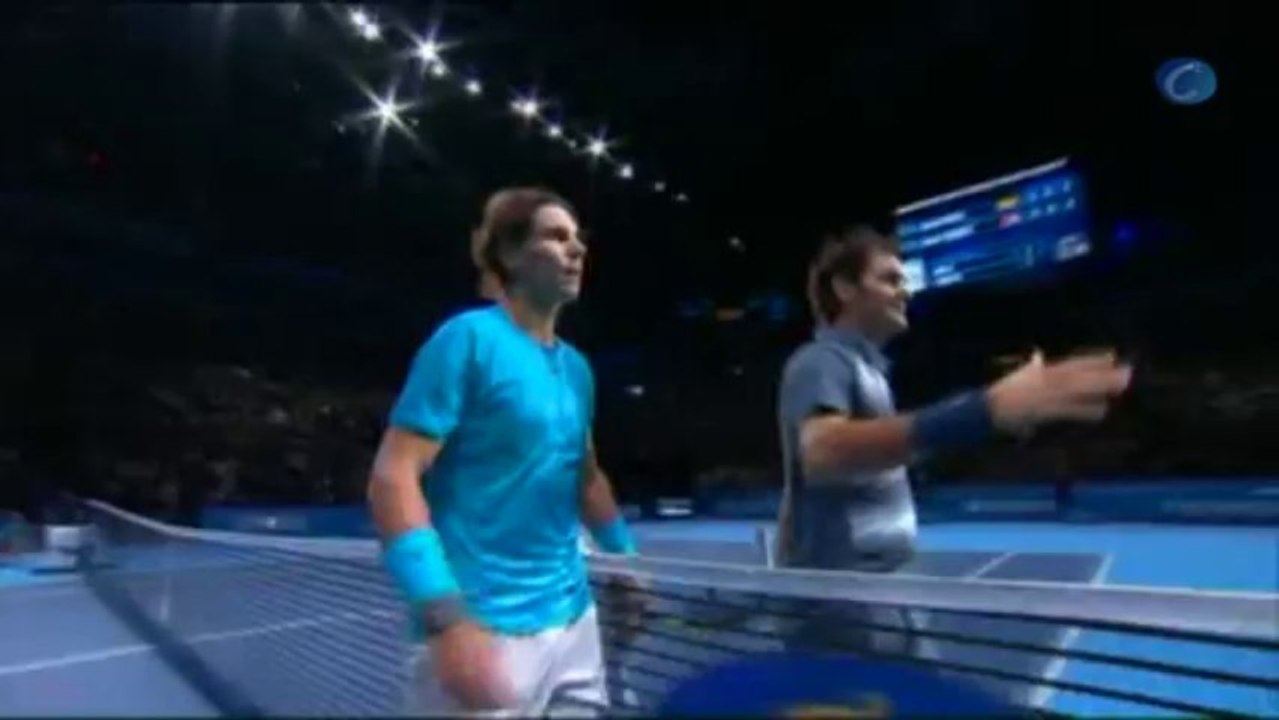 Nadal fulmina a Federer y alcanza por segunda vez la final de los Maestros