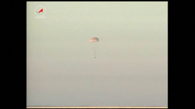 [ISS] Landing of Soyuz TMA-09M with Olympic Torch & Expedition 37