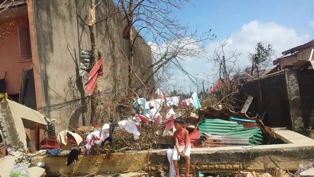 Typhoon Haiyan Levels Large Parts of Tacloban City