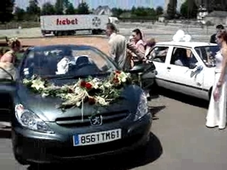 Arrivée à mon mariage en 307cc