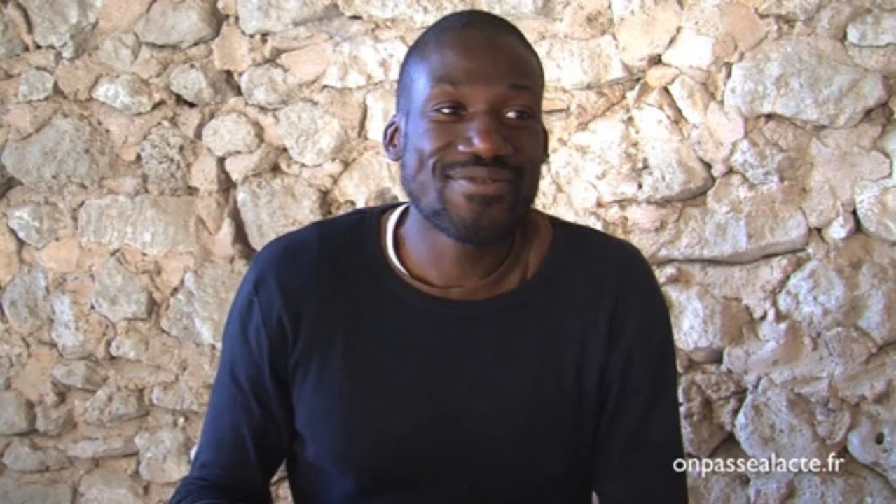 J'ai décidé de mieux faire comprendre aux jeunes d'ici et d'Afrique les options dont ils disposent (version courte)