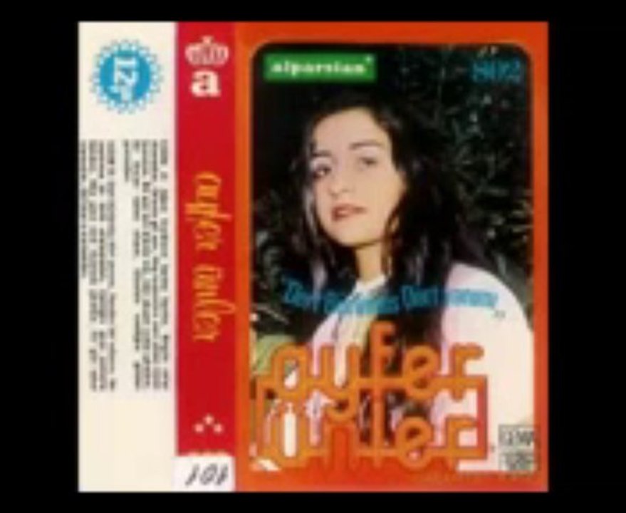 Ayfer Ünler Dokunma keyfine yalan dünyanin