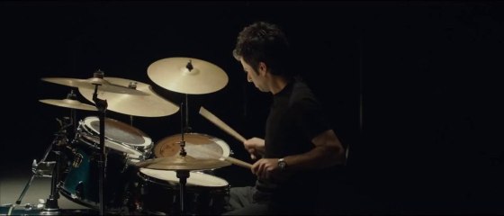 cenk tevetoğlu ''ayna'' klip 2013.............