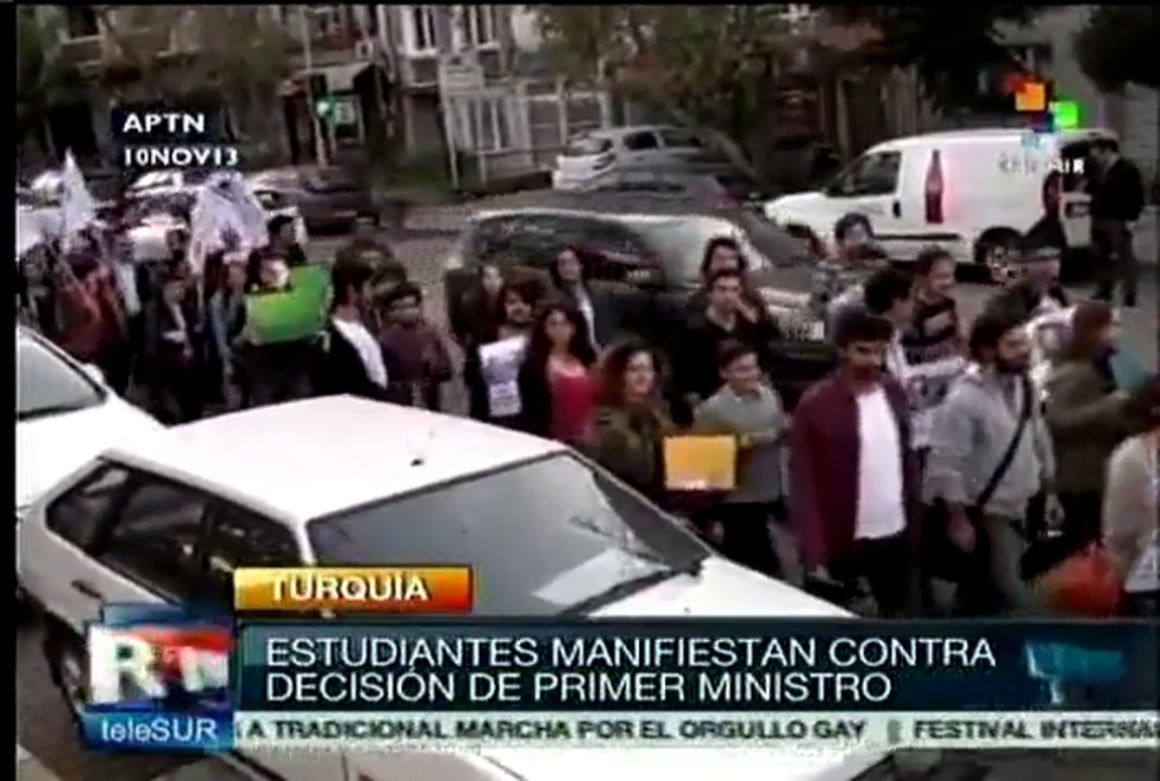 Protestan estudiantes turcos contras políticas de Recep Tayyip Erdogan