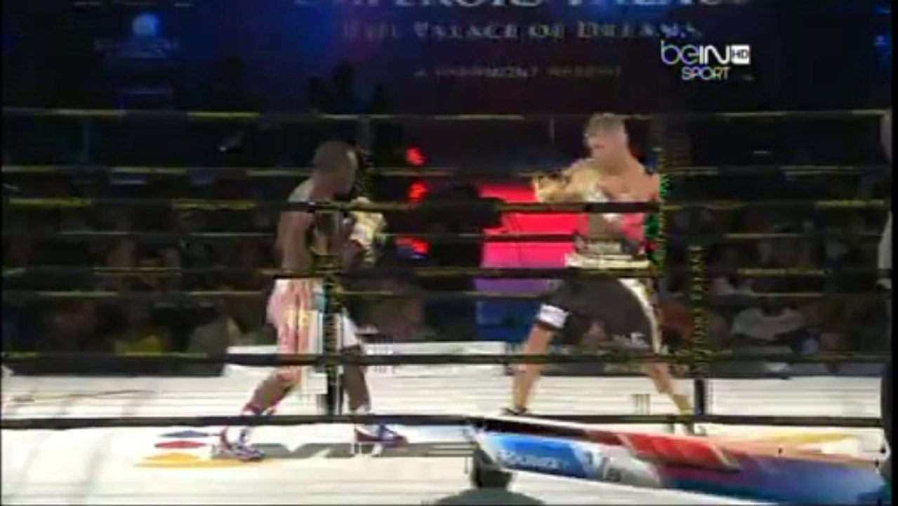 Adam de Moor vs Nkosinathi Tshinavhe 2013-11-09
