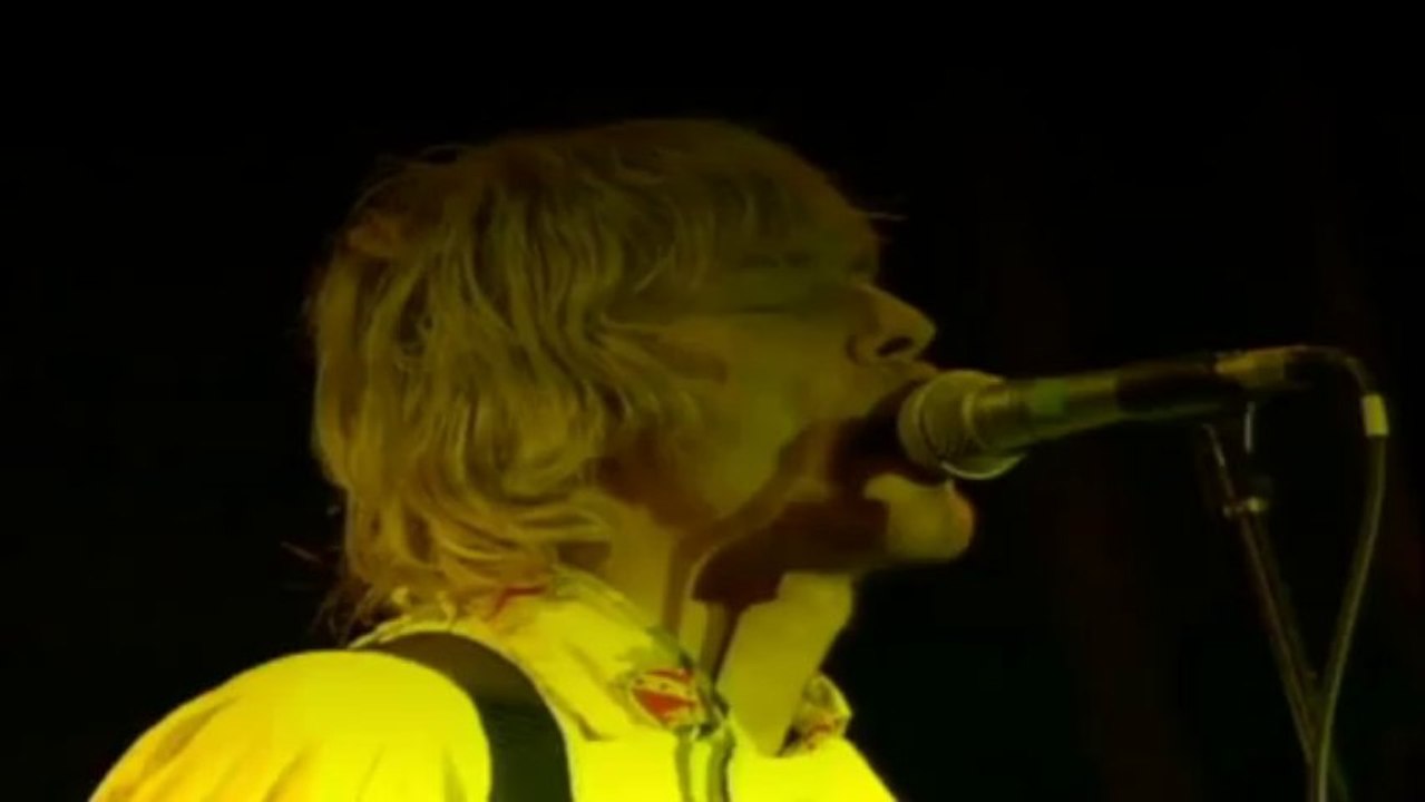 Nirvana - Smells Like Teen Spirit (1992 Live)