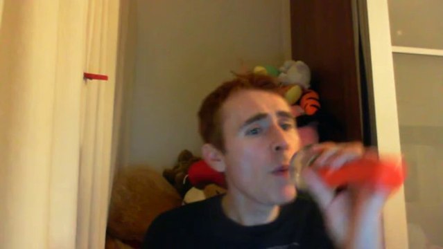 Wiwi égratigne trouble de Leona Lewis & Childish Gambino