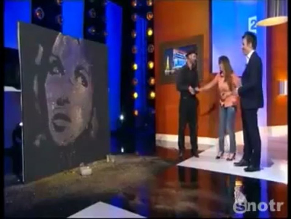 Who would like to be glued? New generation of speed painter...