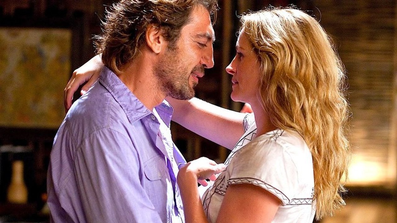 Julia Roberts Brings an Audience to Tears in Eat Pray Love - Fan Reviews