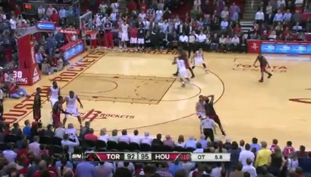 Top 10 NBA : Ian Mahinmi en haute altitude, Crawford à très longue distance