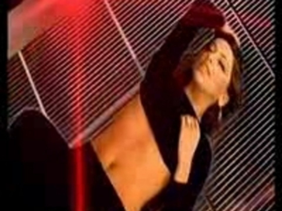 Hadise - Stir Me Up