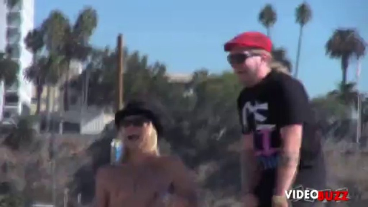 Attaque de mouettes sur la plage !