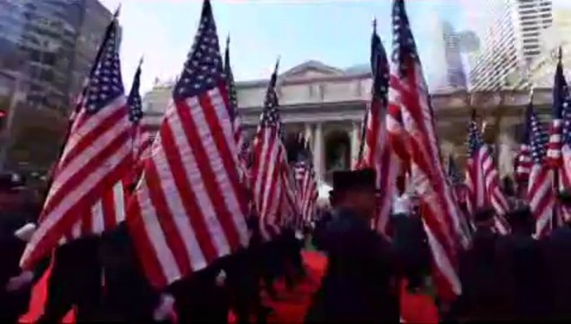 New York'ta Gaziler Günü yürüyüşü