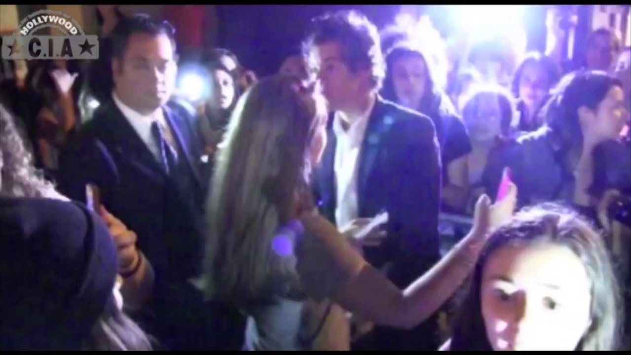 MTV EMA 2013 : One Direction's Harry Styles Beats Justin Timberlake After Beating Justin Bieber