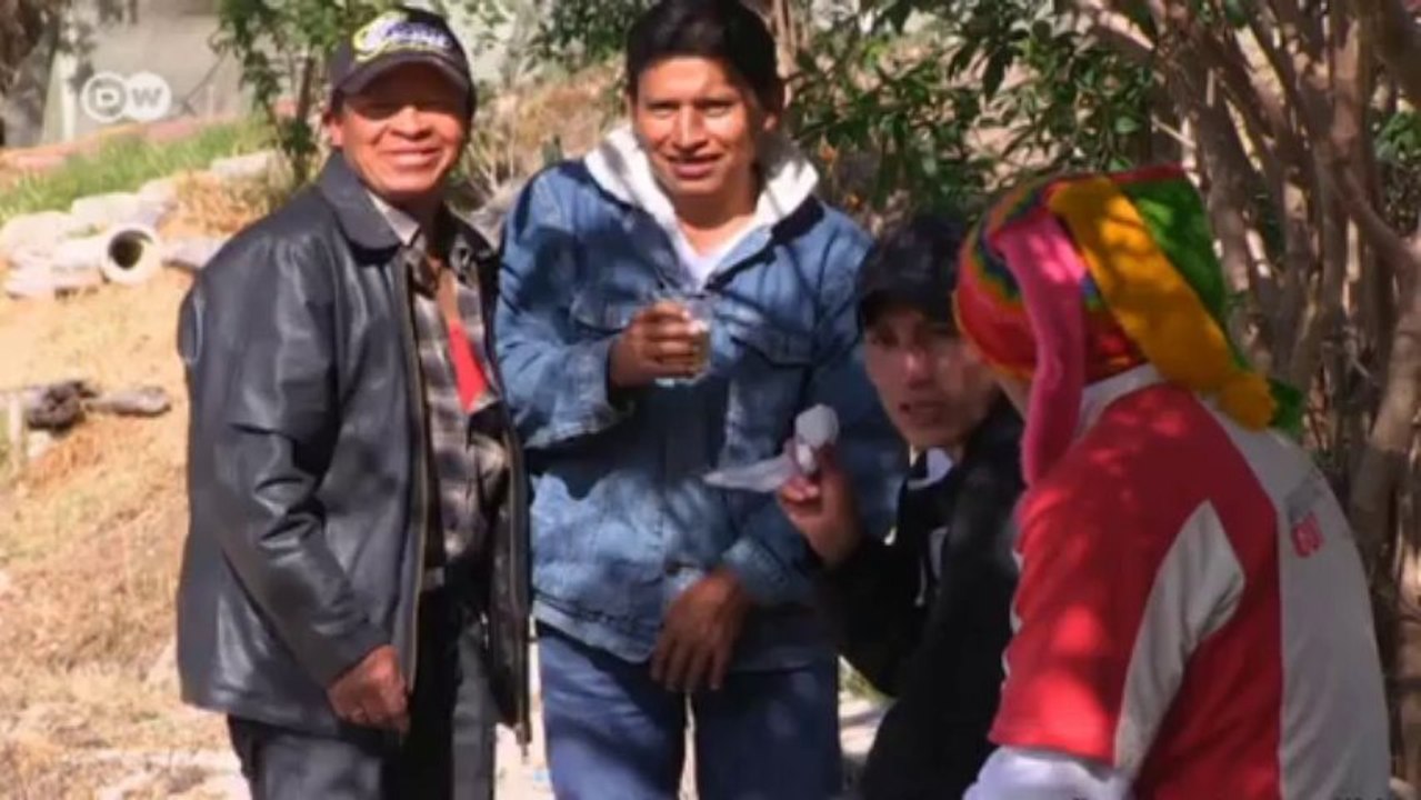 Global Shaper Ecuador - TECHO builds houses for the poor | Global 3000