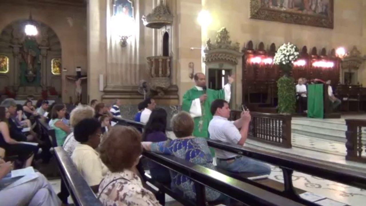 32º DOMINGO DO T. C. ANOC Homilia do Frei Petrônio.