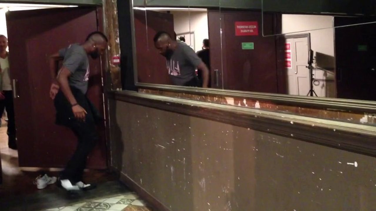 Répétition du danseur de Christophe Maé au Trianon