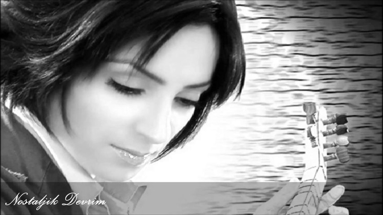 Özlem Özdil - Uzakların Türküsü