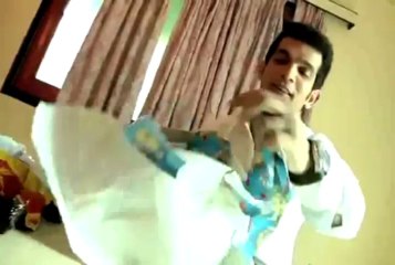 My Bday Gifts For Arjun Bijlani shown by India-Forums[12-11-2013]
