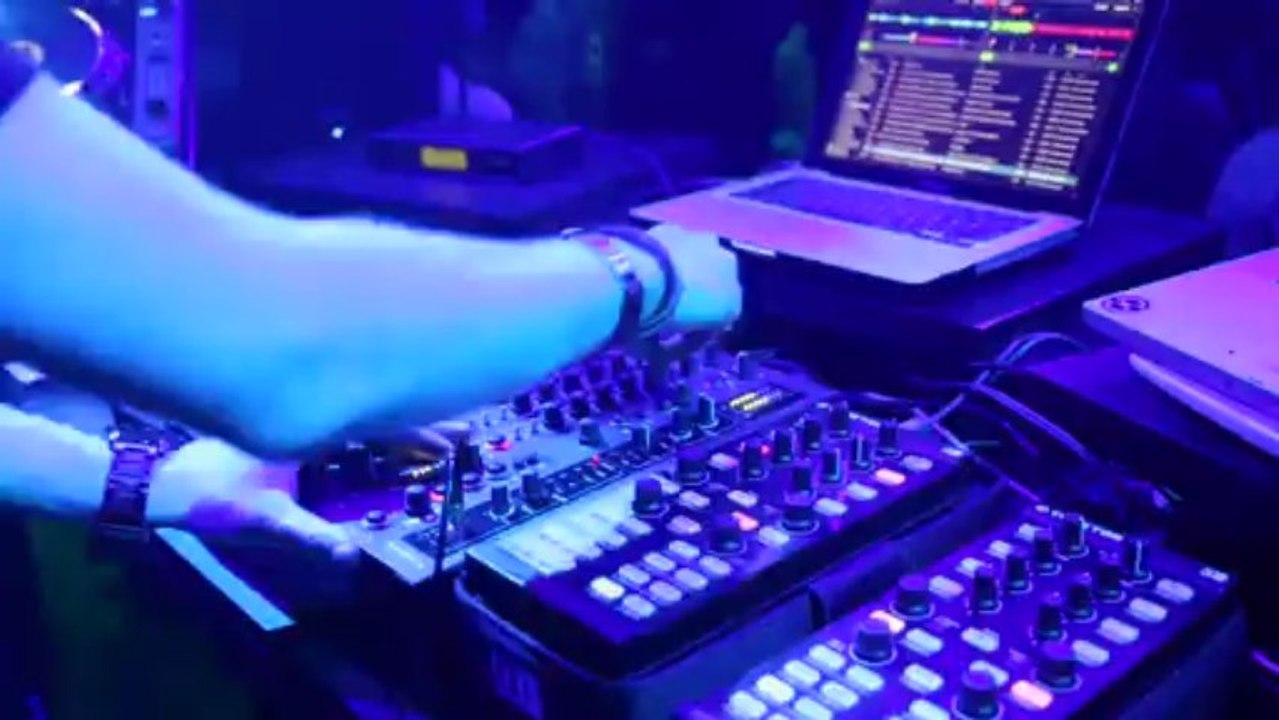 Aftermovie Clubbing soirée Grand Opening Pulse Café Belgique (Oct. 2013)