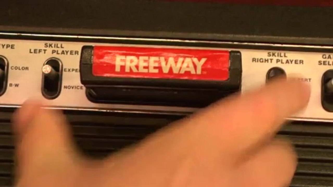 Classic Game Room - FREEWAY review for Atari 2600