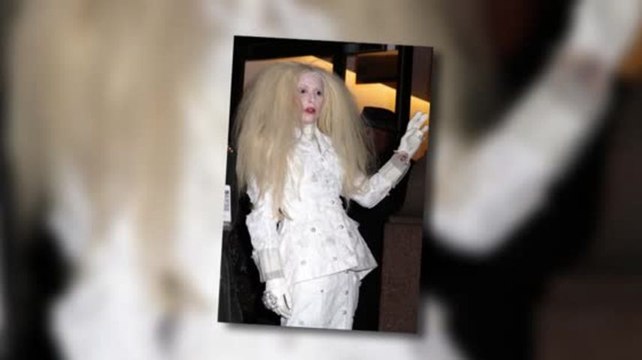 Lady Gaga fait peur aux Glamour Awards