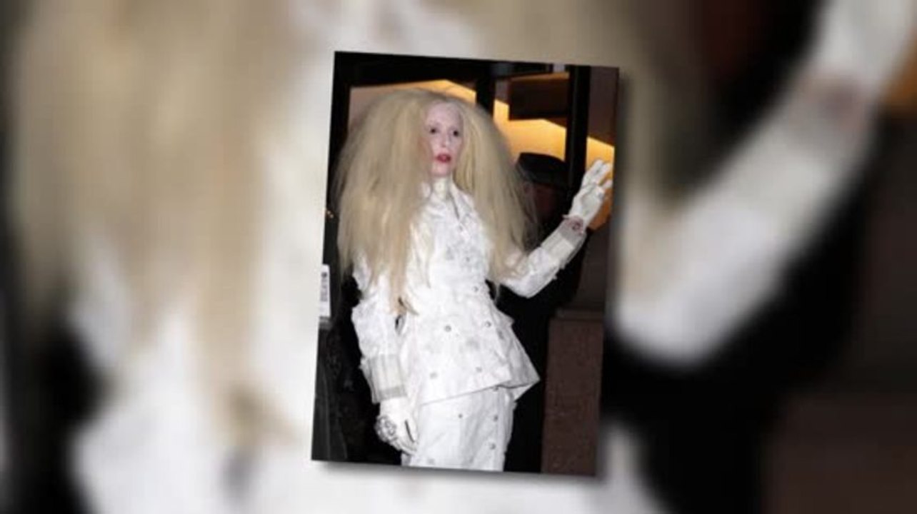 Lady Gaga fait peur aux Glamour Awards