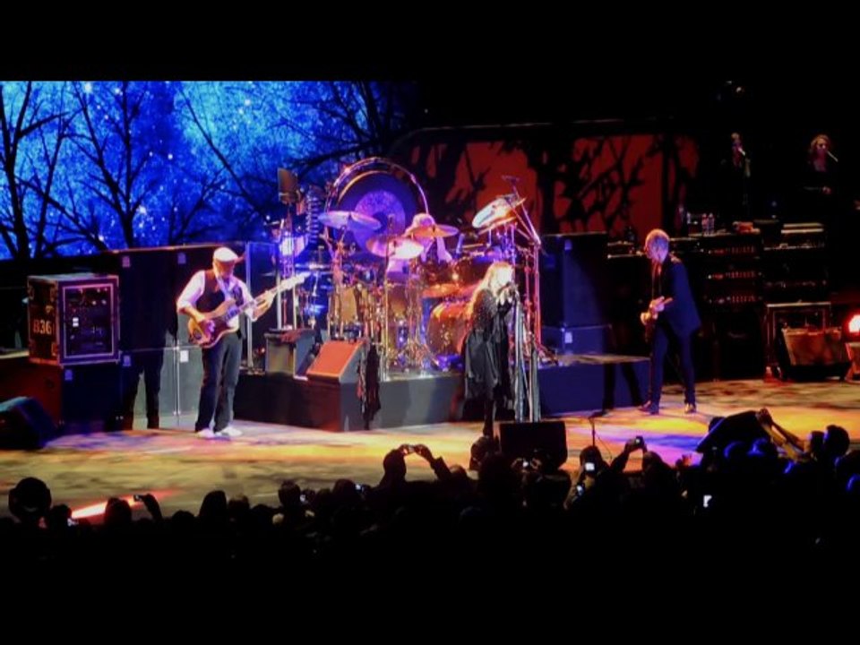 Fleetwood Mac concert full Paris 2013 part1