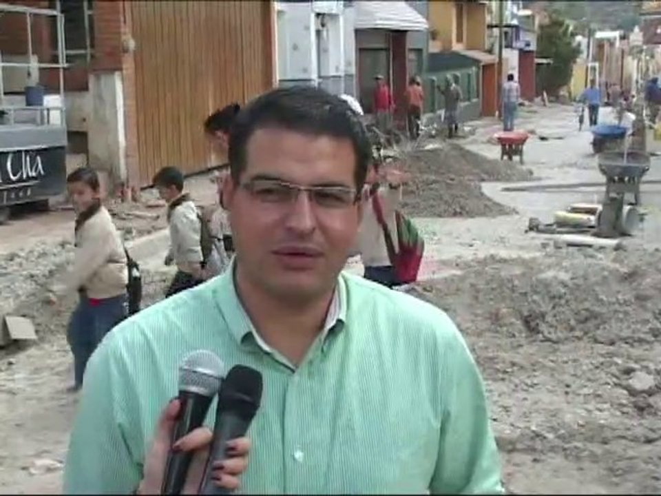 SUPERVISION DE OBRAS EN LA CALLE 16 DE SEPTIEMBRE Y CALLE COLÓN.