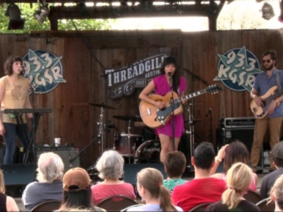Thao & The Get Down Stay Down - Live at Threadgill's