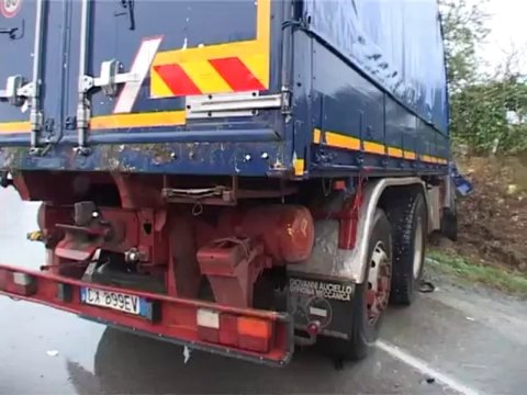 TG 12.11.13 Impatto mortale sulla provinciale 231, perde la vita 69enne