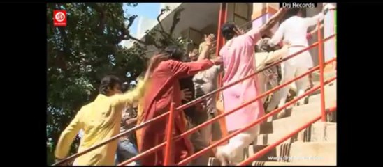 Maiya Ke Chamke Lilaar (Cham Cham ke dekha)