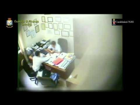 Brindisi - Associazione a delinquere e corruzione (12.11.13)