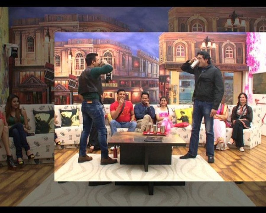 BIGG BOSS 7: Candy reveals BIGG BOSS secrets