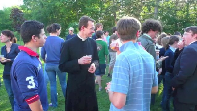 Bresles : incroyable, l'abbé Mathieu Devred est également...