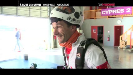 PARACHUTISME - EMISSION DE TELEVISION "TOUS PASSIONNES" - L'EQUIPE 21 - 31 OCTOBRE 2013
