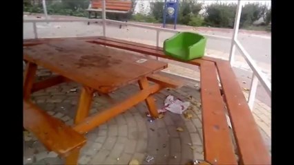 KARACABEY BELEDİYESİ'NİN "SAKLI BAHÇE ÇOCUK OYUN PARK"I PERİŞAN HALDE..