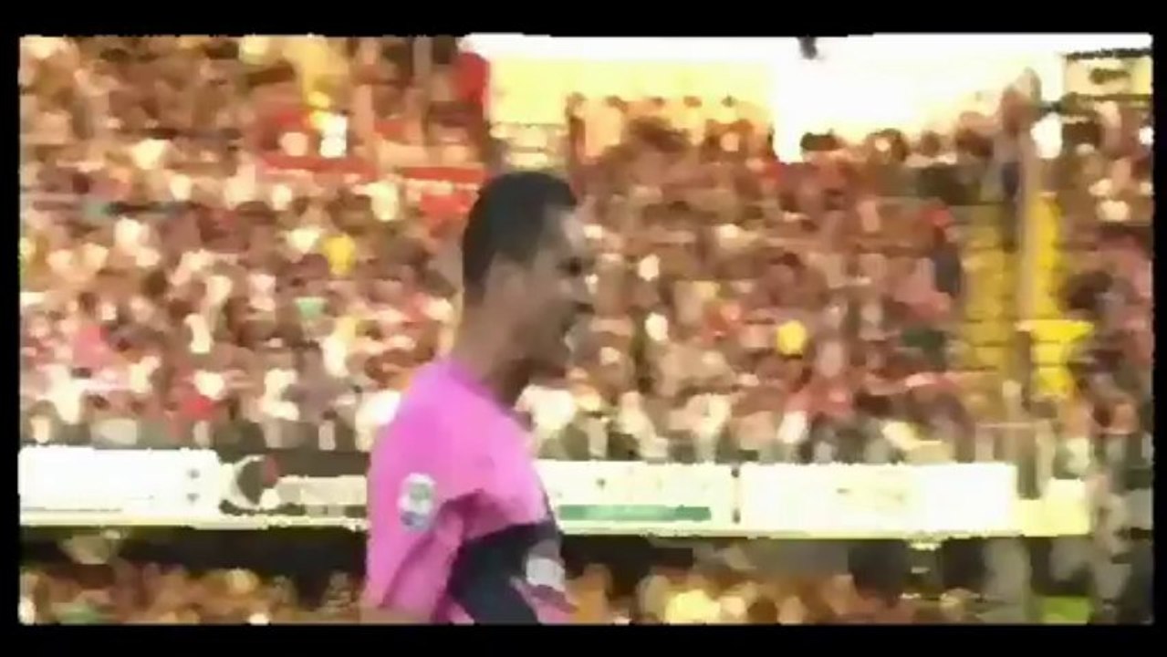 Juventus inno 2014 "Juve dai facci un gol"