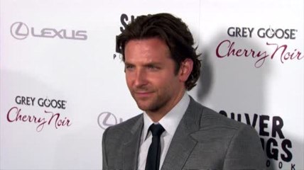 Bradley Cooper asiste a la 20ª reunión de ex alumnos de su secundaria