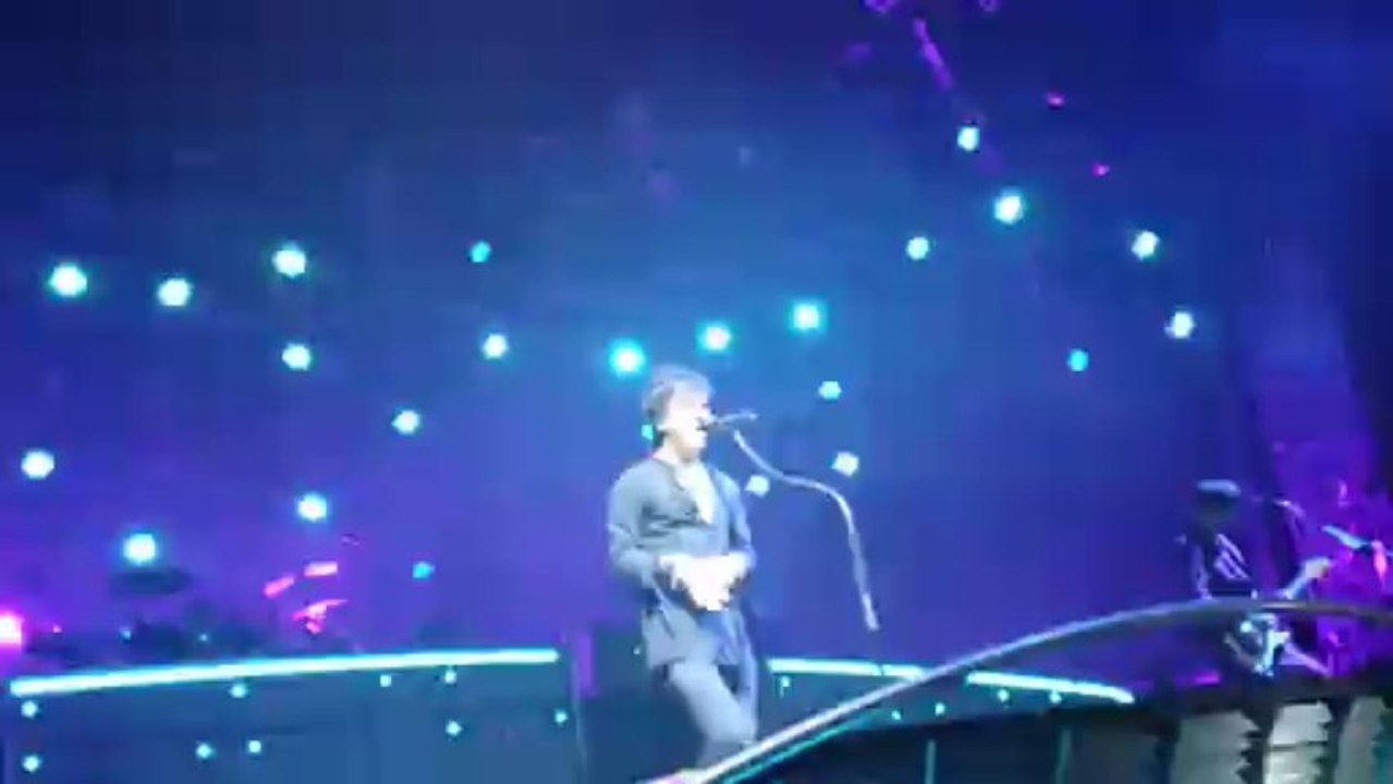 Petit bout du concert indochine toulouse 12 novembre