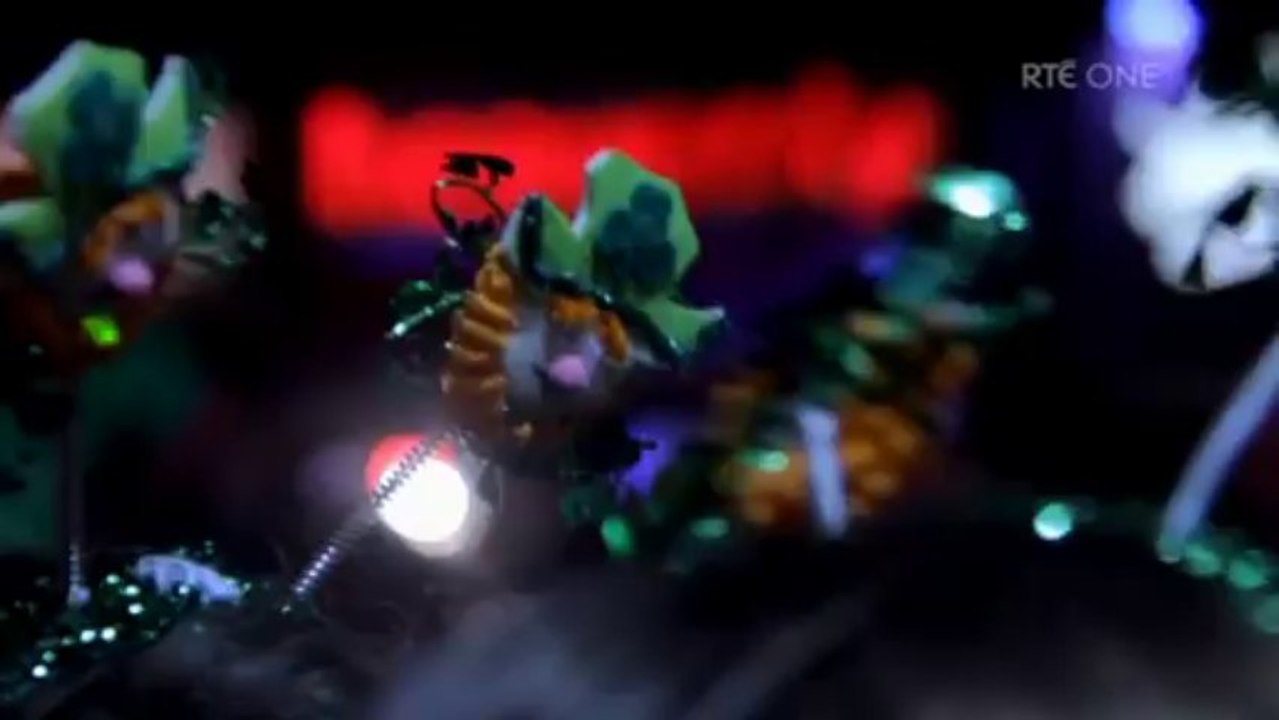 Love.Hate.S03E01.WS.