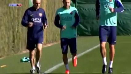 Jordi Alba entrenó hoy con el Barcelona después de dos meses lesionado