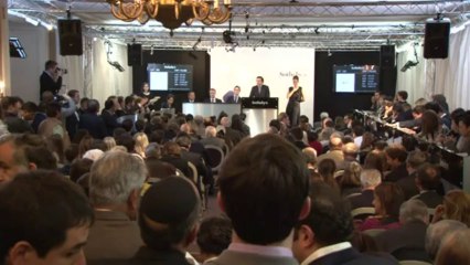 Diamante rosa é leiloado por valor histórico