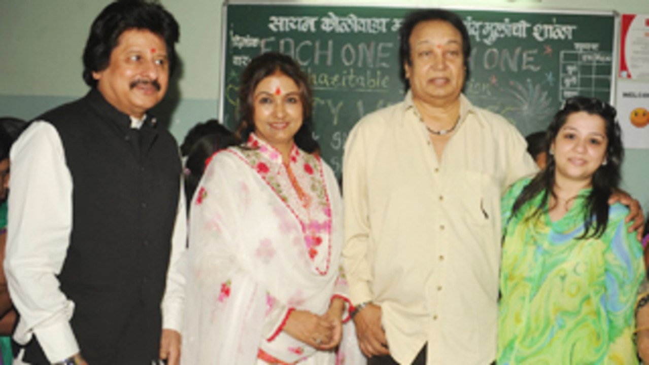 Pankaj Udhas, Bhupinder Singh and Mitali Singh at Each One Teach One Learning Center !