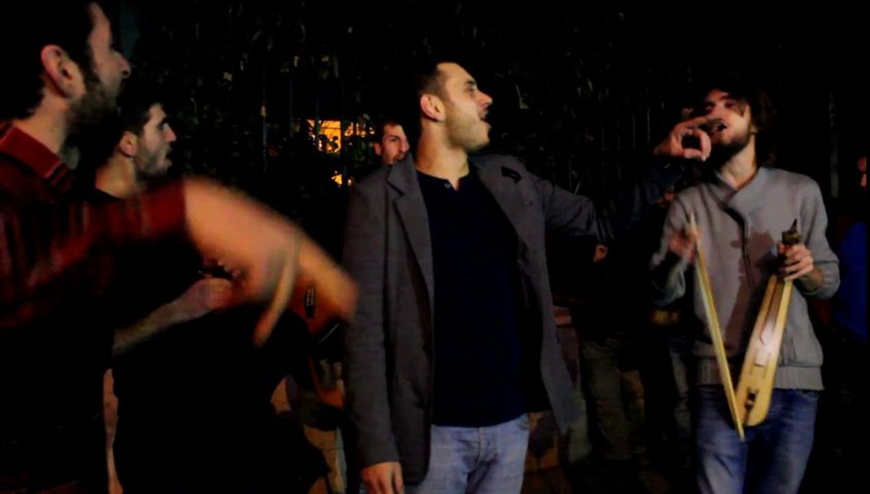 BEYOĞLU İSTİKLAL CADDESİ KARIŞIK MÜZİSYEN TOPLULUĞU (AHMET ÖZDAMAR)