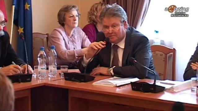 XXXIII Sesja Rady Powiatu Ostrów Mazowiecka 31.10.2013