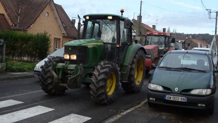 Les tracteurs bloquent Heuringhem