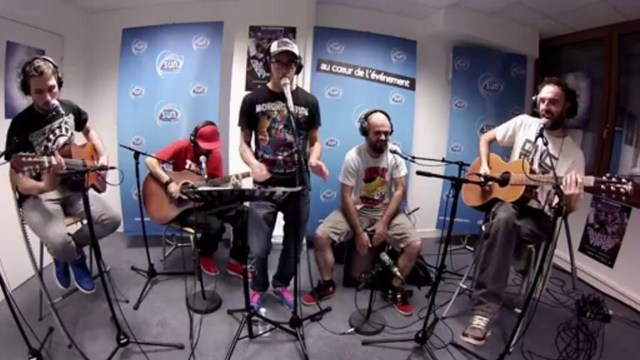 Dancefloor Disaster - Testiculer (Reprise de Womanizer de Britney Spears)