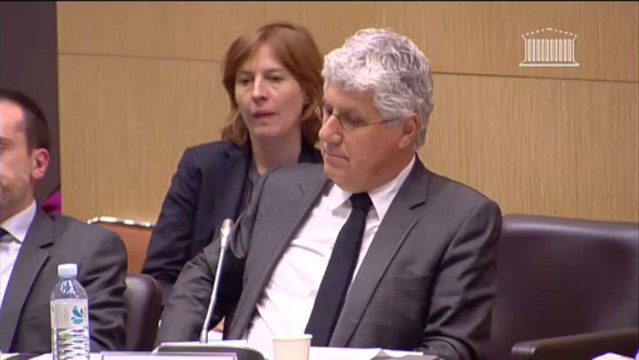 7 novembre 2013, Bertrand Pancher dénonce la baise de 11% du budget Ecologie en 2 ans : alors que le ministère promettait un grand sursaut pour 2014, on ne costate qu'un grand saut dans le vide selon Bertrand Pancher